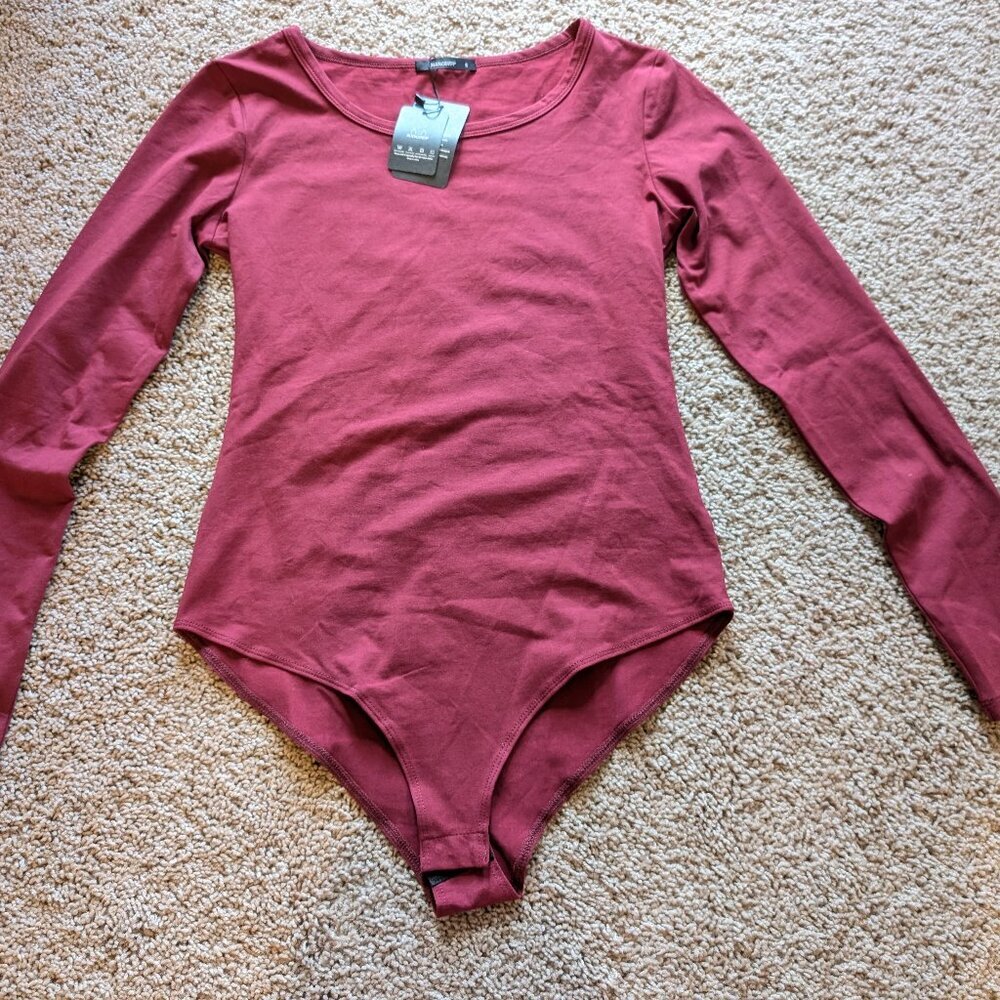 NWT Mangdiup Maroon bodysuit size small